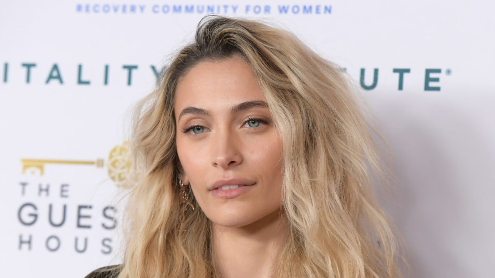 387b2d6c38ab los angeles california paris jackson attends the 35th annual friendly house awar Paris Jackson dévoile un souffle complice et un passé touchant