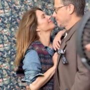 431dea56 cb71 4dd4 b3a7 14876cd8247f 1200x1703 1 Stéphane Rousseau dévoile une vidéo complice et touchante pour Noeudvembre