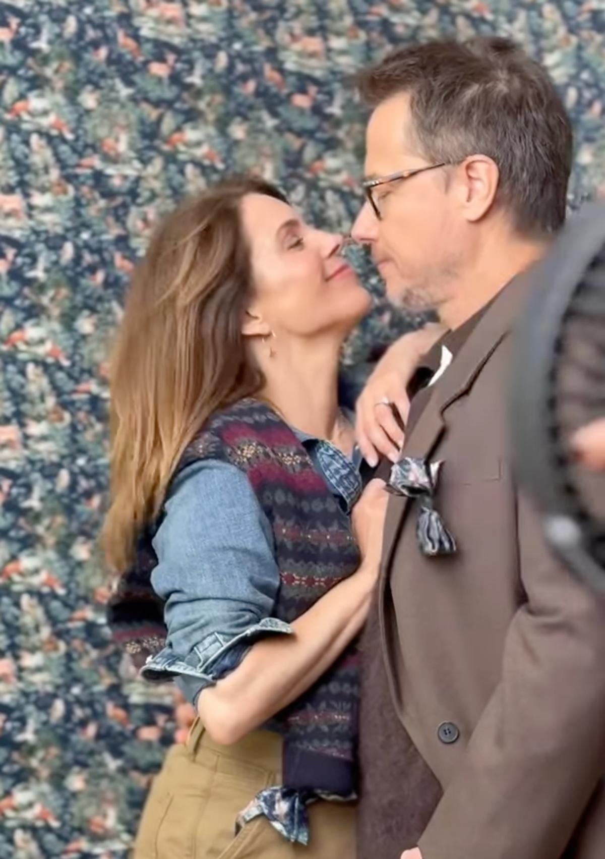 Stéphane Rousseau dévoile une vidéo complice et touchante pour Noeudvembre 1 Stéphane Rousseau dévoile une vidéo complice et touchante pour Noeudvembre 431dea56 cb71 4dd4 b3a7 14876cd8247f 1200x1703 1 Stéphane Rousseau dévoile une vidéo complice et touchante pour Noeudvembre