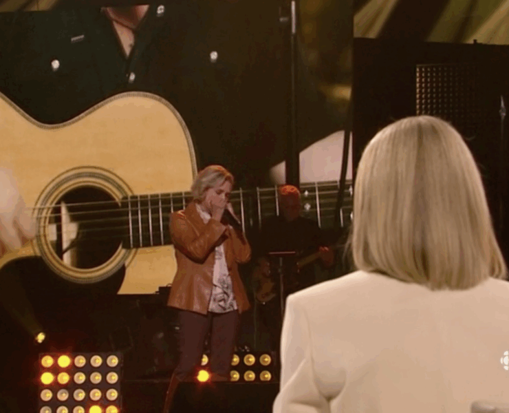 Capture decran 2025 11 02 151621 &laquo;Le meilleur &eacute;pisode depuis 17 ans!&raquo; : Colette Provencher fait l&rsquo;unanimit&eacute; &agrave; En direct de l&rsquo;univers