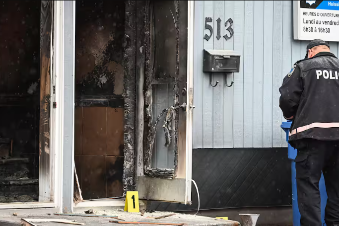 Capture decran 2025 11 02 161535 1 Incendie criminel à Repentigny : deux suspects arrêtés après l’attaque des bureaux du huissier et vedette de téléréalité Michel Gaucher