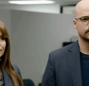 Marc-André Grondin débarque sur le plateau de Doute raisonnable : la réaction de Julie Perreault vaut de l’or 2 Marc-André Grondin débarque sur le plateau de Doute raisonnable : la réaction de Julie Perreault vaut de l’or Capture decran 2025 11 04 121123 Marc-André Grondin débarque sur le plateau de Doute raisonnable : la réaction de Julie Perreault vaut de l’or