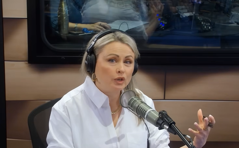 Capture decran 2025 11 04 190220 Mitsou a-t-elle tourné la page sur les hommes? Elle répond avec franchise