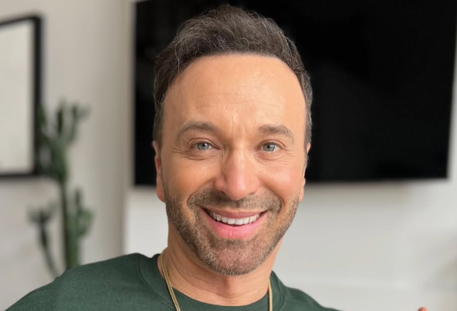 Capture decran 2025 11 05 094857 Joël Legendre publie des clichés adorables avec ses filles dans les rues de Paris