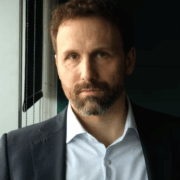 Capture decran 2025 11 13 155902 Après Avant le crash, Émile Proulx-Cloutier traverse un véritable deuil : « Une grosse fin pour moi »