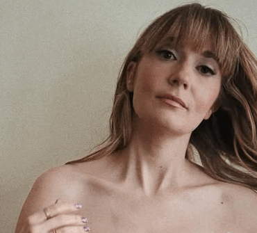 Rosalie Vaillancourt célèbre ses 33 ans… d’une façon qui fait rêver ! 3 Rosalie Vaillancourt célèbre ses 33 ans… d’une façon qui fait rêver ! Capture decran 2025 11 16 164330 Rosalie Vaillancourt célèbre ses 33 ans… d’une façon qui fait rêver !