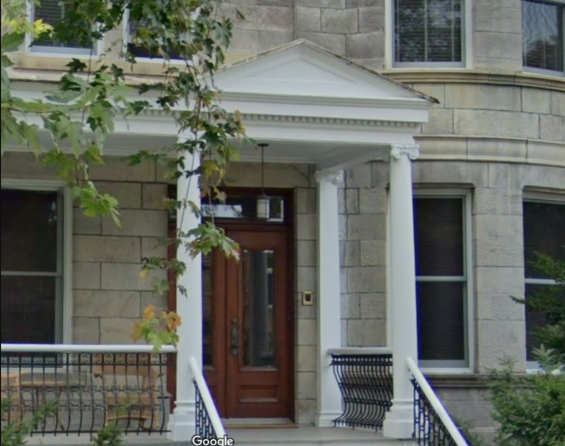 Capture decran 2025 11 16 200602 Voici la maison de 3 350 000 $ du comédien Marc Messier à Montréal