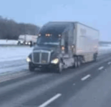 Capture decran 2025 11 18 155205 Moment de panique sur l’A-30 : un camionneur roule à contresens pour aider un collègue