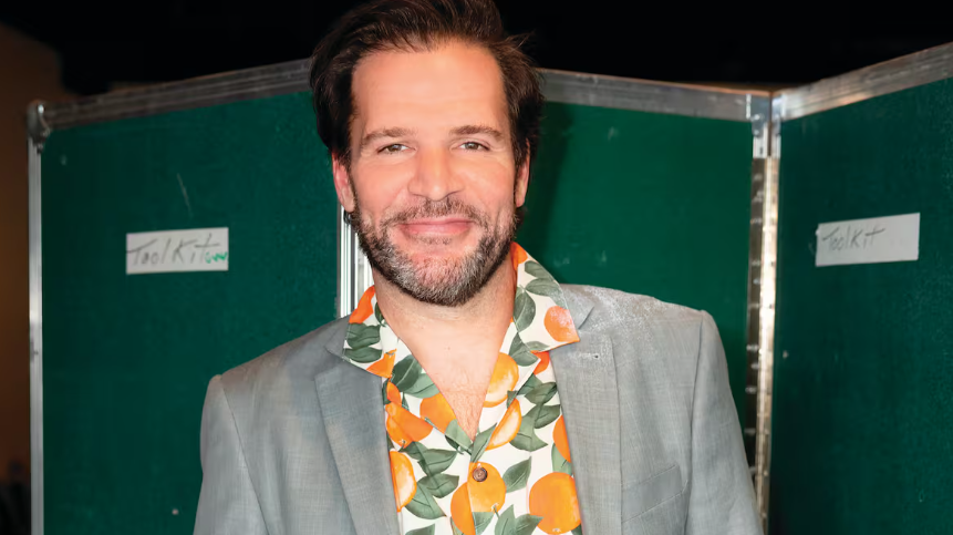 Capture decran 2025 11 20 130854 Louis-Olivier Mauffette officialise sa nouvelle relation : il présente sa conjointe sur le tapis rouge