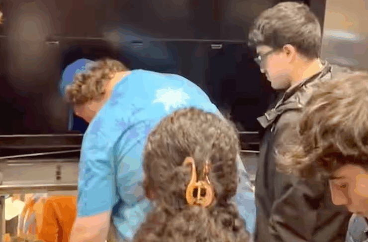 Capture decran 2025 11 20 132734 Des usagers restent coincés plus de 75 minutes dans un ascenseur du REM : “On étouffait là-dedans”