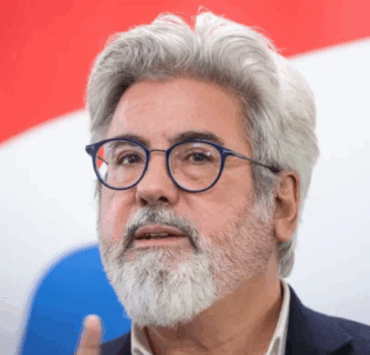 Le Parti libéral du Québec frappe fort : mise en demeure envoyée dans l’affaire des textos troublants 2 Le Parti libéral du Québec frappe fort : mise en demeure envoyée dans l’affaire des textos troublants Capture decran 2025 11 21 223034 Le Parti libéral du Québec frappe fort : mise en demeure envoyée dans l’affaire des textos troublants