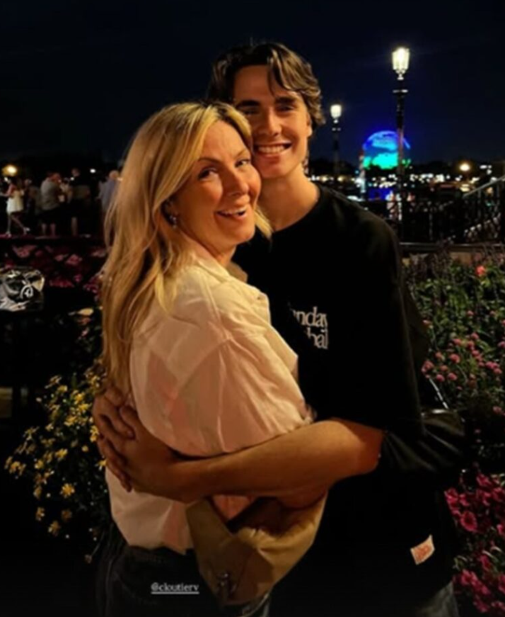 Capture decran 2025 11 21 230646 Découvrez toutes les plus belles photos des enfants de Véronique Cloutier et Louis Morissette en 2025