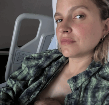 Sarah-Jeanne Labrosse dévoile enfin le prénom de son 3e enfant après des mois de mystère 2 Sarah-Jeanne Labrosse dévoile enfin le prénom de son 3e enfant après des mois de mystère Capture decran 2025 11 22 134317 e1763837200768 Sarah-Jeanne Labrosse dévoile enfin le prénom de son 3e enfant après des mois de mystère