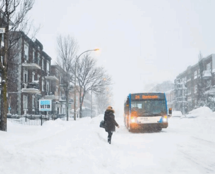 Capture decran 2025 11 24 095010 Les pr&eacute;visions m&eacute;t&eacute;o de d&eacute;cembre 2025 sont tomb&eacute;es : pr&eacute;parez-vous, &ccedil;a va brasser au Qu&eacute;bec !