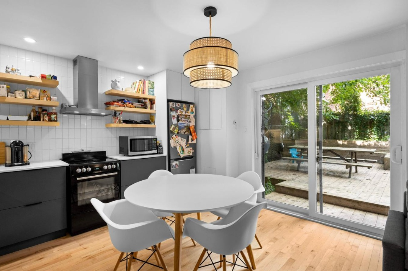 Capture decran 2025 11 24 101901 Découvrez la maison à 1 800 000 $ où a grandi Jean-Pierre Ferland : un triplex chargé d’histoire au cœur du Petit Laurier