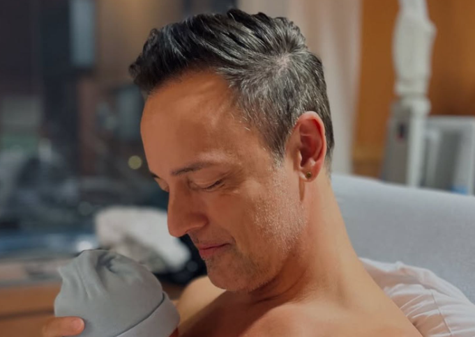 Capture decran 2025 11 28 000754 Étienne Drapeau dévoile toutes les images de l’accouchement de sa blonde… et c’est vraiment quelque chose