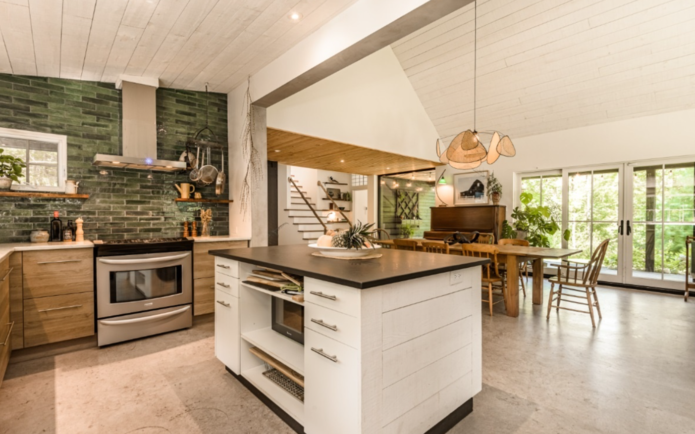 Capture decran 2025 11 29 110237 Jean-Philippe Dion met en location le c&eacute;l&egrave;bre chalet de La vraie nature &mdash; et les photos sont &agrave; couper le souffle !