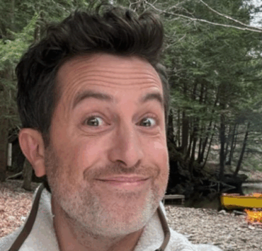 Jean-Philippe Dion met en location le célèbre chalet de La vraie nature — et les photos sont à couper le souffle ! 3 Jean-Philippe Dion met en location le célèbre chalet de La vraie nature — et les photos sont à couper le souffle ! Capture decran 2025 11 29 110330 Jean-Philippe Dion met en location le célèbre chalet de La vraie nature — et les photos sont à couper le souffle !