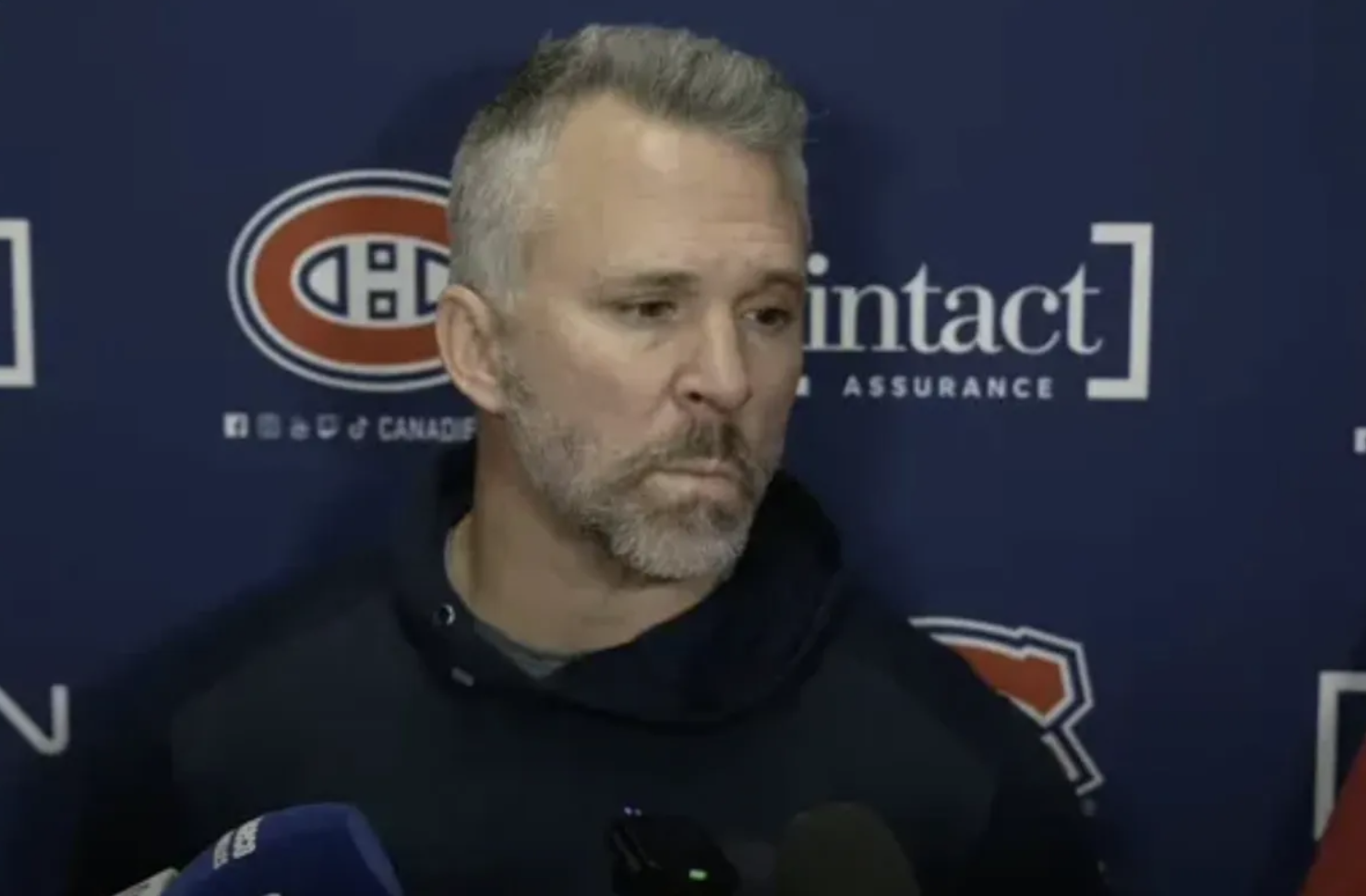 Capture decran 2025 11 30 121541 Canadien de Montréal : Martin St-Louis n’a pas retiré Jakub Dobes du match, voici pourquoi