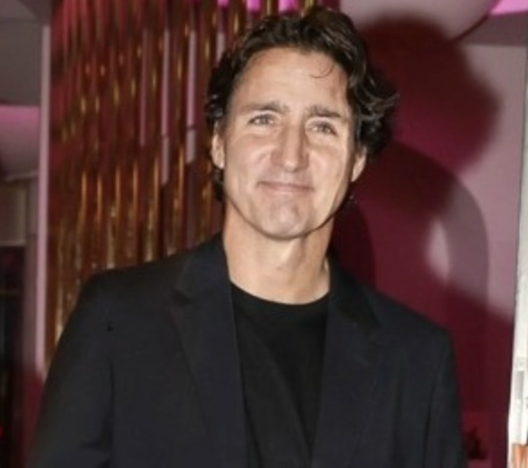 Capture decran le 2025 11 04 a 12.40.41 Ce DJ connu affirme avoir eu une aventure avec Justin Trudeau