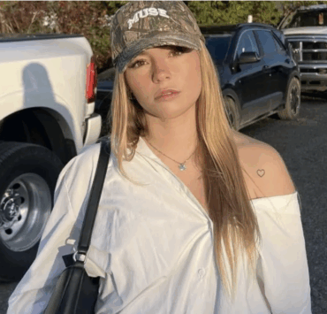 Capture decran le 2025 11 20 a 20.49.48 Triste nouvelle : la youtubeuse Cocottee annonce sa rupture et bouleverse sa communauté