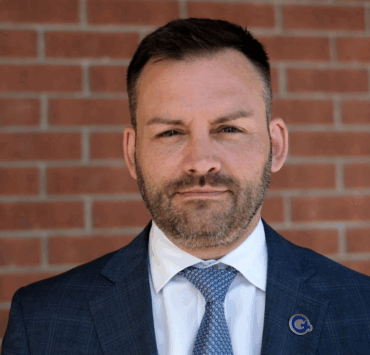 Capture decran le 2025 11 21 a 22.10.59 La conjointe de Paul St-Pierre Plamondon sort de l’ombre et défend fermement son mari