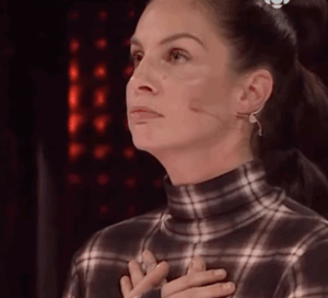 Capture decran le 2025 11 22 a 23.59.24 Marie-Lyne Joncas fond en larmes lors du numéro de son beau-père à En direct de l’univers