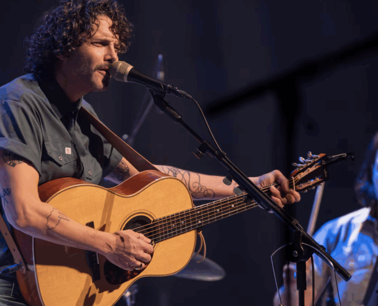 Capture decran le 2025 11 23 a 01.03.24 Vivre l’amour et traverser le deuil avec Alexandre Poulin