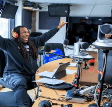 Georges Laraque révèle avoir tourné le dos à une grosse franchise pendant son temps avec le CH 3 Georges Laraque révèle avoir tourné le dos à une grosse franchise pendant son temps avec le CH Capture decran le 2025 11 24 a 12.42.45 Georges Laraque révèle avoir tourné le dos à une grosse franchise pendant son temps avec le CH