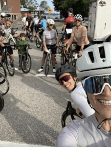 Capture decran le 2025 11 25 a 02.37.36 Un Regard Exclusif sur la Vie Privée de Julie Marcoux : 8 Photos Qui En Disent Long !