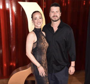 Karine Vanasse et son chum Guillaume Duranceau : découvrez leurs plus belles photos de couple 4 Karine Vanasse et son chum Guillaume Duranceau : découvrez leurs plus belles photos de couple Capture decran le 2025 11 25 a 03.11.08 1 Karine Vanasse et son chum Guillaume Duranceau : découvrez leurs plus belles photos de couple