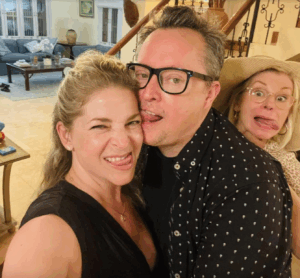 Capture decran le 2025 11 25 a 04.37.16 Sous le soleil de la Jamaïque : voyez les photos de vacances de Mike Ward et sa nouvelle amoureuse Bibi Benoît