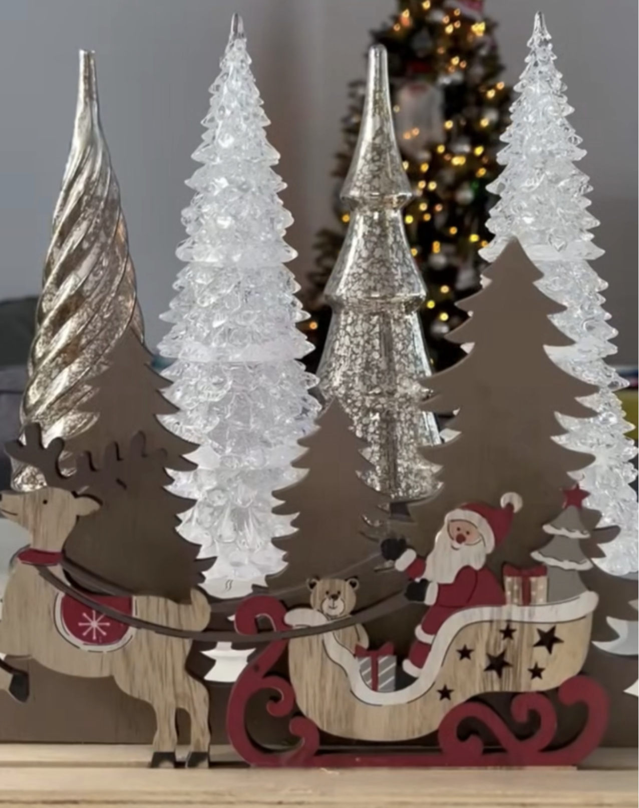 Annie Villeneuve montre ses décorations de Noël, et le décor est incroyable ! 3 Annie Villeneuve montre ses décorations de Noël, et le décor est incroyable ! Capture decran le 2025 11 25 a 13.07.11 Annie Villeneuve montre ses décorations de Noël, et le décor est incroyable !