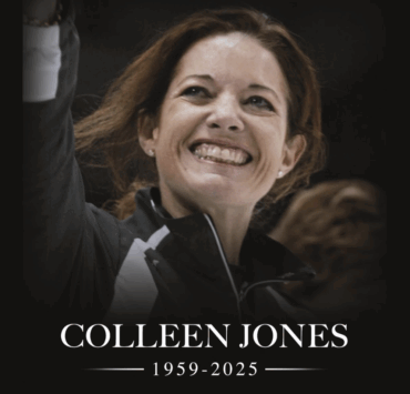 Le Canada en deuil : Colleen Jones s’éteint à 65 ans… et les commentaires remplis d’amour et de compassion se multiplient 3 Le Canada en deuil : Colleen Jones s’éteint à 65 ans… et les commentaires remplis d’amour et de compassion se multiplient Capture decran le 2025 11 25 a 16.09.48 Le Canada en deuil : Colleen Jones s’éteint à 65 ans… et les commentaires remplis d’amour et de compassion se multiplient