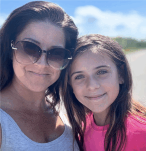 Les touchantes photos de Marie-Élaine Thibert pour l’anniversaire de sa fille 4 Les touchantes photos de Marie-Élaine Thibert pour l’anniversaire de sa fille Capture decran le 2025 11 26 a 01.14.39 Les touchantes photos de Marie-Élaine Thibert pour l’anniversaire de sa fille