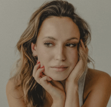 Après son départ, voici des photos de Géraldine Lamarche dans la vie de tous les jours 4 Après son départ, voici des photos de Géraldine Lamarche dans la vie de tous les jours Capture decran le 2025 11 26 a 12.27.24 e1764178135660 Après son départ, voici des photos de Géraldine Lamarche dans la vie de tous les jours