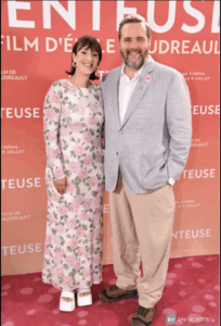 Éclats de stars et moments magiques à la première de "Menteuse" : découvrez qui a fait sensation ! 12 Éclats de stars et moments magiques à la première de "Menteuse" : découvrez qui a fait sensation ! Capture decran le 2025 11 26 a 20.51.17 Éclats de stars et moments magiques à la première de "Menteuse" : découvrez qui a fait sensation !