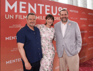 Éclats de stars et moments magiques à la première de "Menteuse" : découvrez qui a fait sensation ! 8 Éclats de stars et moments magiques à la première de "Menteuse" : découvrez qui a fait sensation ! Capture decran le 2025 11 26 a 20.52.00 Éclats de stars et moments magiques à la première de "Menteuse" : découvrez qui a fait sensation !