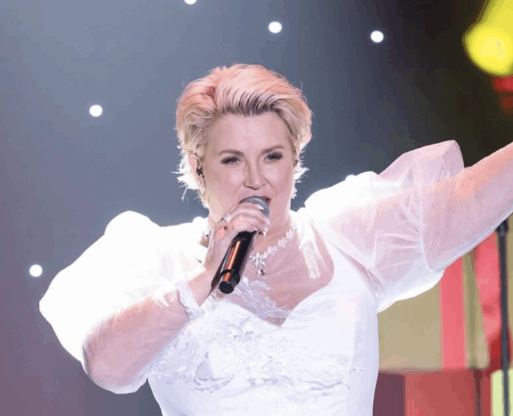 Nathalie Simard dévoile son nouveau look sur le plateau d’une émission 10 Nathalie Simard dévoile son nouveau look sur le plateau d’une émission Capture decran le 2025 11 27 a 09.07.08 Nathalie Simard dévoile son nouveau look sur le plateau d’une émission