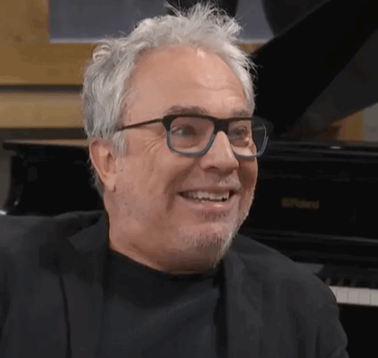 Capture decran le 2025 11 27 a 21.11.59 Quand Christian B&eacute;gin Ne Pouvait Pas Payer Son Loyer : Une R&eacute;alit&eacute; Cach&eacute;e des Artistes