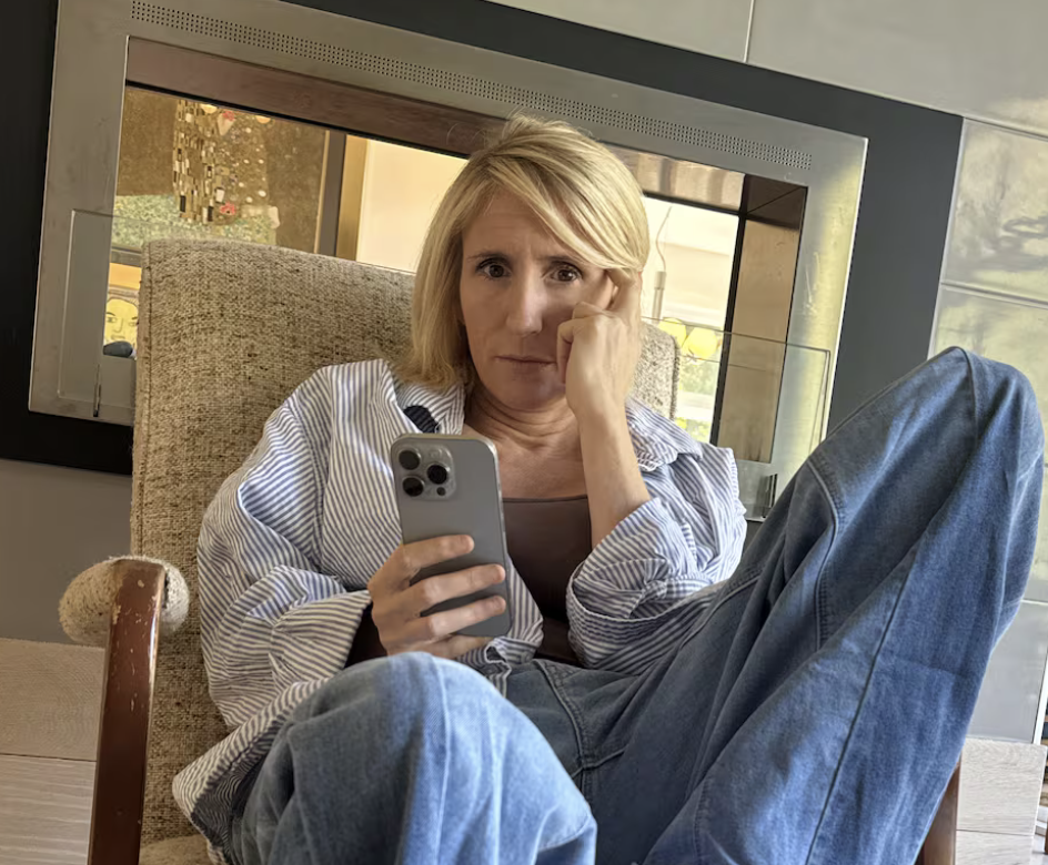 Capture decran le 2025 11 28 a 08.53.42 e1764338077910 Bloquée du jour au lendemain, Bianca Longpré a payé cher pour récupérer sa page Instagram