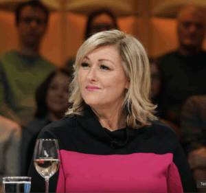 Guy A. Lepage frappe fort : voici les invités de Tout le monde en parle du 30 novembre 2 Guy A. Lepage frappe fort : voici les invités de Tout le monde en parle du 30 novembre Capture decran le 2025 11 28 a 14.55.21 Guy A. Lepage frappe fort : voici les invités de Tout le monde en parle du 30 novembre