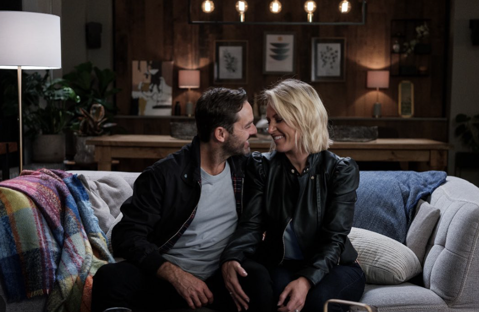 Capture decran le 2025 11 28 a 18.46.45 Émily Bégin et Guillaume Lemay-Thivierge : Découvrez leur Maison Spectaculairement Transformée !