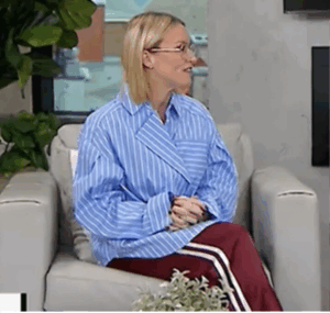 Capture decran le 2025 11 30 a 15.59.43 Emily B&eacute;gin fait tourner les t&ecirc;tes &agrave; Salut Bonjour avec son look styl&eacute;