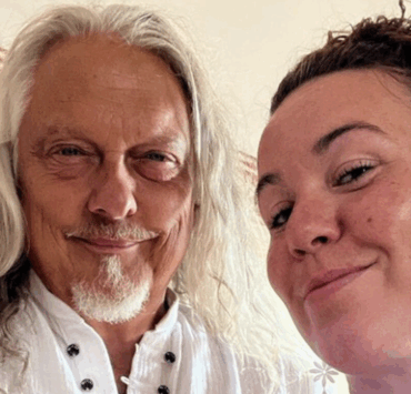 Capture decran le 2025 11 30 a 18.57.26 Normand D’Amour surprend tout le monde en parlant de la drôle de collection de sa conjointe