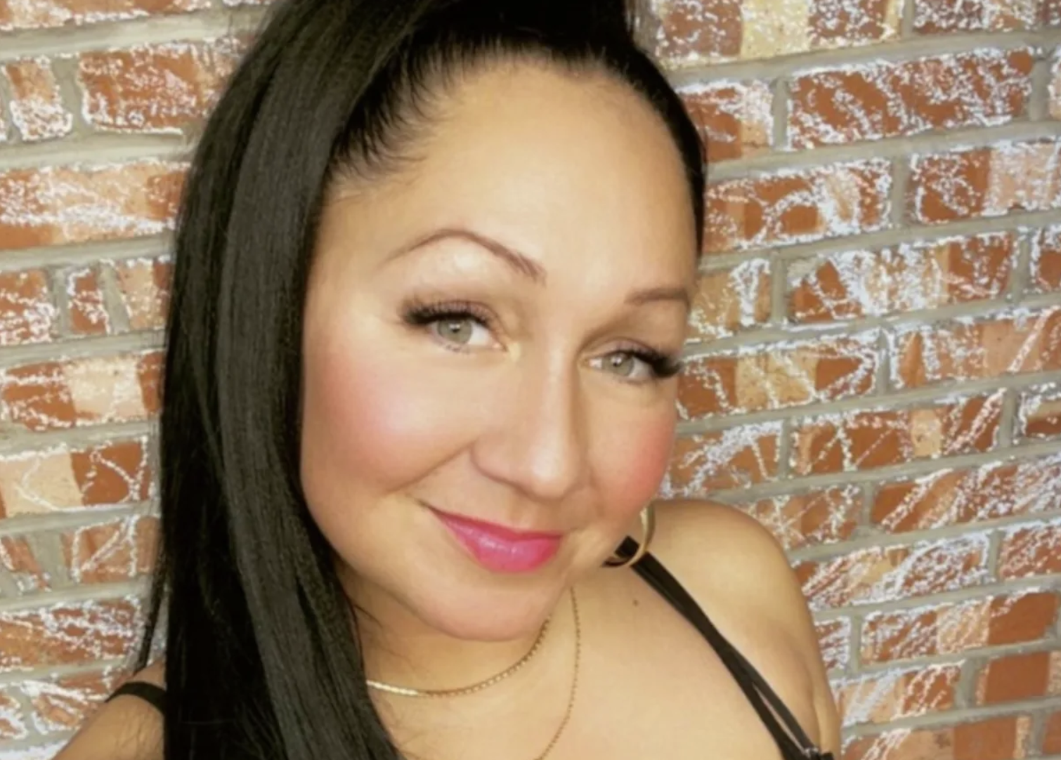 Transformation Mystique : Elizabeth Blouin Brathwaite Éblouit avec un Look Hivernal Envoûtant ! 1 Transformation Mystique : Elizabeth Blouin Brathwaite Éblouit avec un Look Hivernal Envoûtant ! Capture decran le 2025 11 30 a 23.48.40 Transformation Mystique : Elizabeth Blouin Brathwaite Éblouit avec un Look Hivernal Envoûtant !