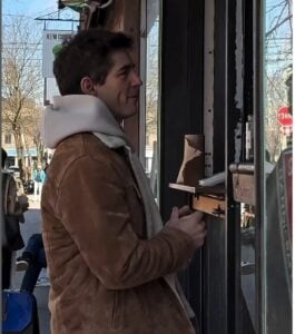 Capture decran 12 11 2025 05427 www.instagram.com Sébastien Delorme réinvente sa vie : l’amour, la confiance et la liberté retrouvée (6 images à voir absolument)