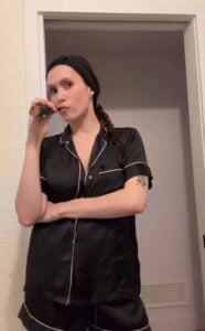 Lysandre Nadeau dénonce un internaute et expose ses messages haineux : une vague de témoignages secoue le web 2 Lysandre Nadeau dénonce un internaute et expose ses messages haineux : une vague de témoignages secoue le web Capture decran 14 11 2025 144625 www.instagram.com Lysandre Nadeau dénonce un internaute et expose ses messages haineux : une vague de témoignages secoue le web