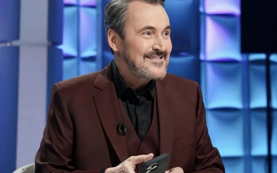 Capture decran 14 11 2025 16134 www.derniereheureqc.com Les invités de Tout le monde en parle sont dévoilés… et ça risque de brasser !