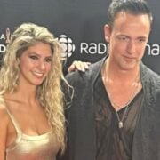 Capture decran 15 11 2025 05358 www.bing .com Étienne Drapeau et sa blonde ciblés : les commentaires les plus désagréables de l’ADISQ 2025